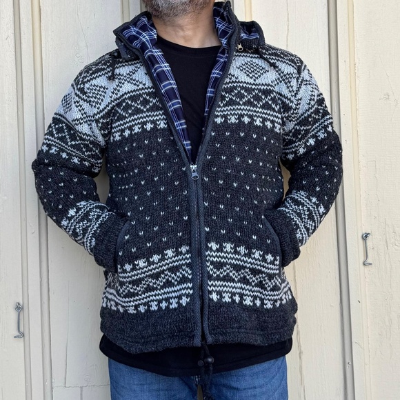 Wool hand knitted Sweater Jacket, Fleece lined, Unisex - Picture 5 of 12